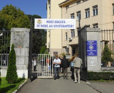 Universitatea din Oradea îşi caută şefi